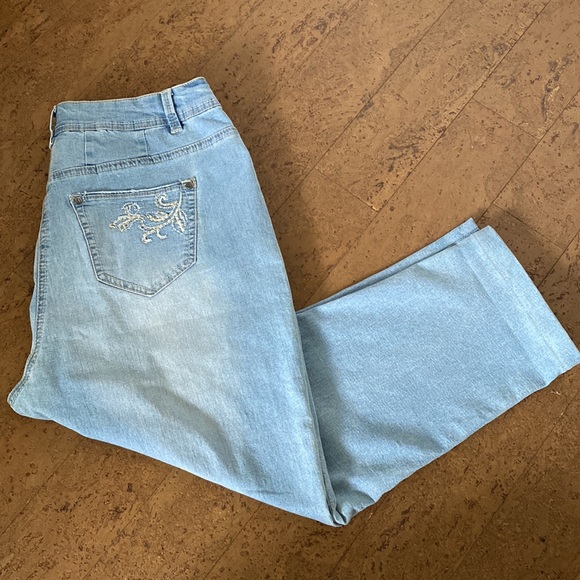 Pennington dc “Curvy Gallée” jeans - Picture 4 of 16